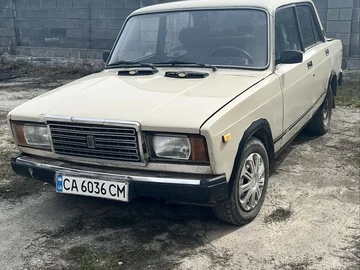 Авто ВАЗ 2107 1985 № 8638290
