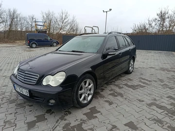 Авто Mercedes C Серия 2005 № 8638536