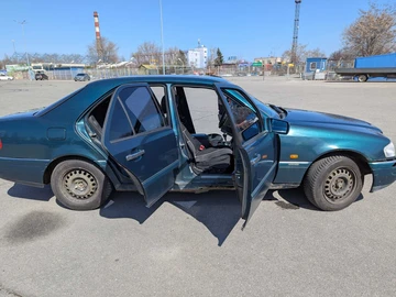 Авто Mercedes C Серия 1995 № 8638569