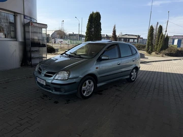 Авто Nissan Almera Tino 2002 № 8639012