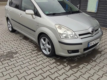 Авто Toyota Corolla Verso 2006 № 8639229