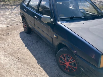 Авто ВАЗ 2109 1995 № 8639259