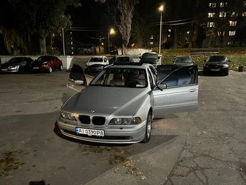 Авто BMW 5 Серия 2003 № 8639263