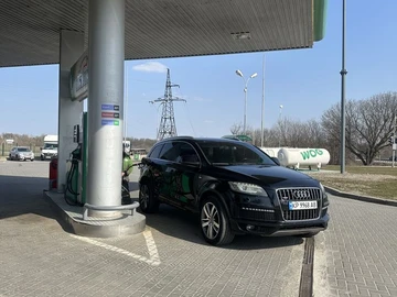 Авто Audi Q7 2010 № 8639264