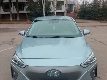 Авто Hyundai Ioniq 2018 № 8639279