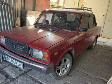 Авто ВАЗ 2107 1998 № 8639290