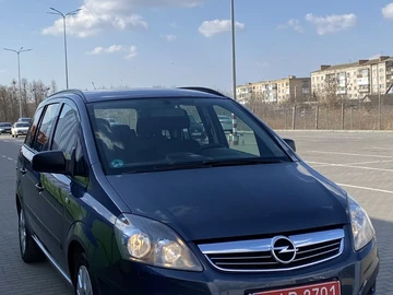 Авто Opel Zafira 2010 № 8639296