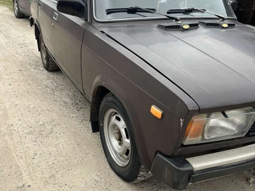 Авто ВАЗ 2105 1985 № 8639301