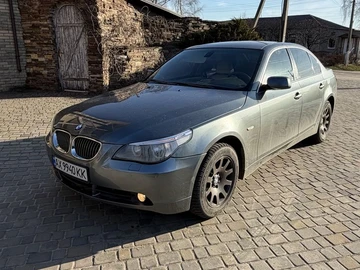 Авто BMW 5 Серия 2004 № 8639320