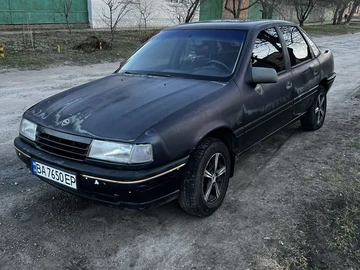 Авто Opel Vectra 1989 № 8639488