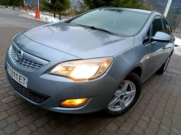 Авто Opel Astra 2011 № 8639503