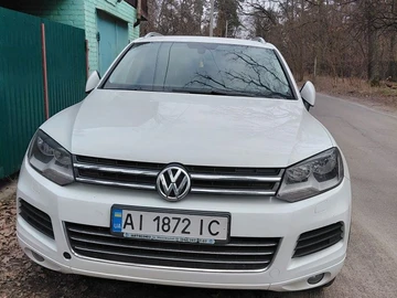Авто Volkswagen Touareg 2013 № 8639512