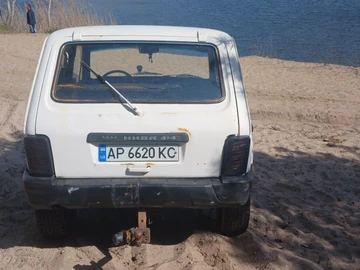 Авто ВАЗ 2121 1989 № 8639571