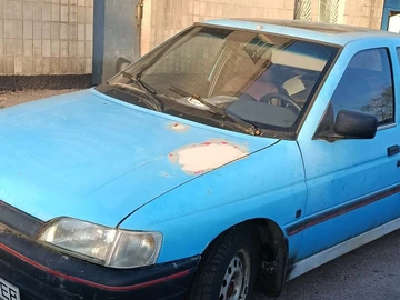 Авто Ford Orion 1990 № 8639573