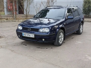 Авто Volkswagen Golf 2000 № 8639584