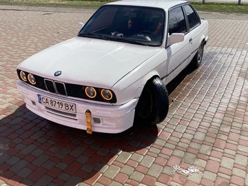 Авто BMW 3 Серия 1983 № 8639797