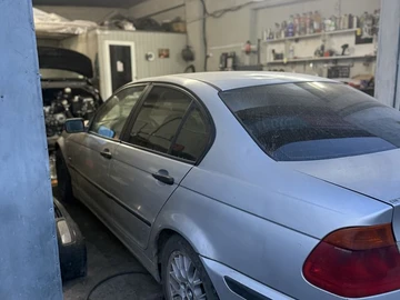 Авто BMW 3 Серия 1999 № 8639863