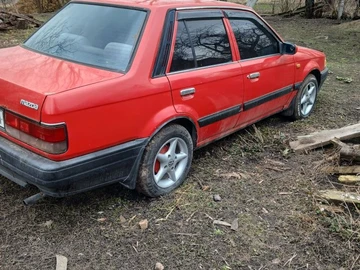 Авто Mazda 323 1989 № 8639864