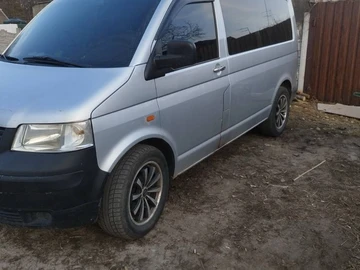 Авто Volkswagen Transporter 2003 № 8640100