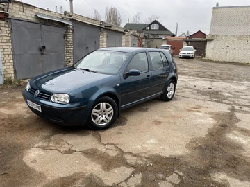Авто Volkswagen Golf 2002 № 8640140