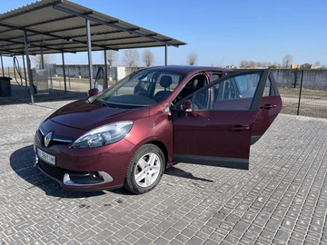 Авто Renault Grand Scenic 2013 № 8640171
