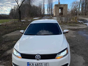 Авто Volkswagen Jetta 2012 № 8640383