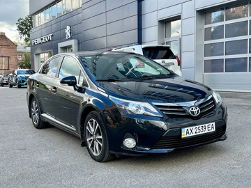 Авто Toyota Avensis 2013 № 8640452