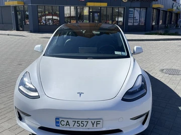 Авто Tesla Model 3 2019 № 8640668