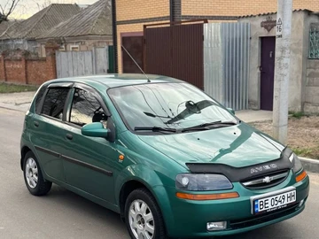 Авто Chevrolet Aveo 2005 № 8640703