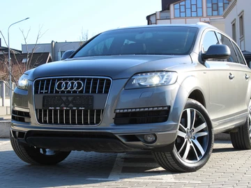 Авто Audi Q7 2015 № 8640733