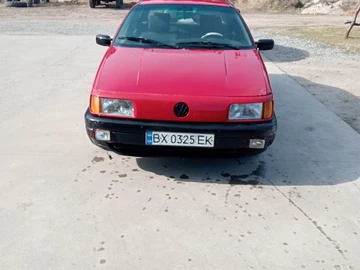 Авто Volkswagen Passat Variant 1989 № 8640734