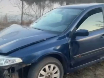 Авто Renault 4 2003 № 8640857