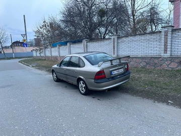Авто Opel Vectra 1997 № 8640879