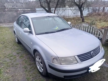 Авто Volkswagen Passat Sedan 2000 № 8640903