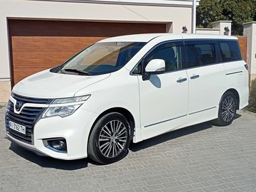 Авто Nissan Elgrand 2015 № 8640998