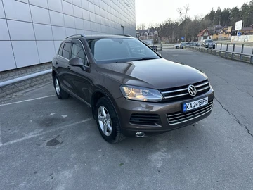 Авто Volkswagen Touareg 2013 № 8641007