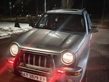 Авто Jeep Cherokee 2004 № 8641060