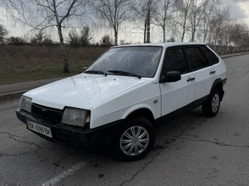 Авто ВАЗ 2109 1991 № 8641156
