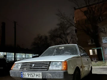 Авто ЗАЗ 1102 1993 № 8641303