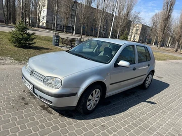 Авто Volkswagen Golf 2005 № 8641432