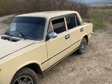 Авто ВАЗ 2101 1985 № 8641435