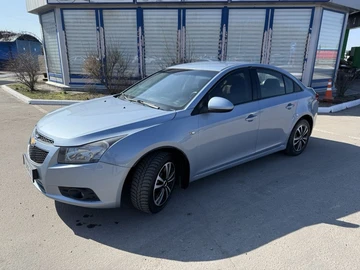 Авто Chevrolet Cruze 2010 № 8641444