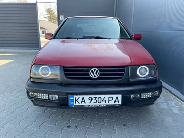 Авто Volkswagen Vento 1997 № 8641447