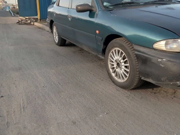 Авто Ford Mondeo 1993 № 8641466