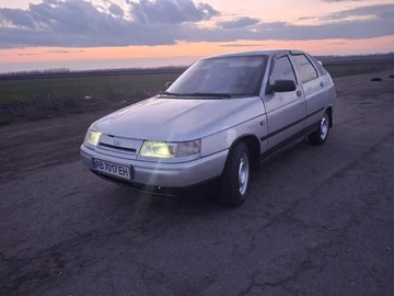 Авто ВАЗ 2112 2003 № 8641833