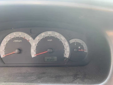 Авто Hyundai Elantra 2002 № 8641962