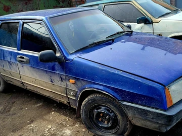 Авто ВАЗ 2109 1996 № 8642095