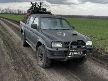 Авто Mitsubishi L 200 1999 № 8642098