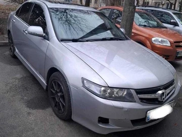Авто Honda Accord 2004 № 8642135