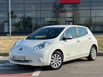 Авто Nissan Leaf 2015 № 8642138